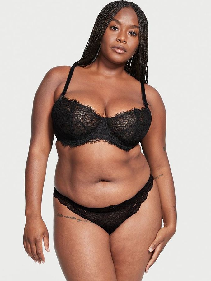 Black Lace Thong Knickers (P20303) | £5
