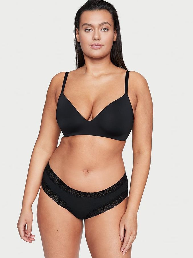 Black Non Wired Lightly Lined Bra (P28669) | £35