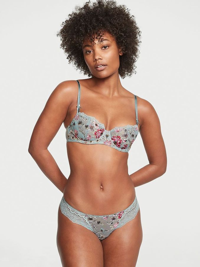 Green Embroidered Cheeky Knickers (P28879) | £10