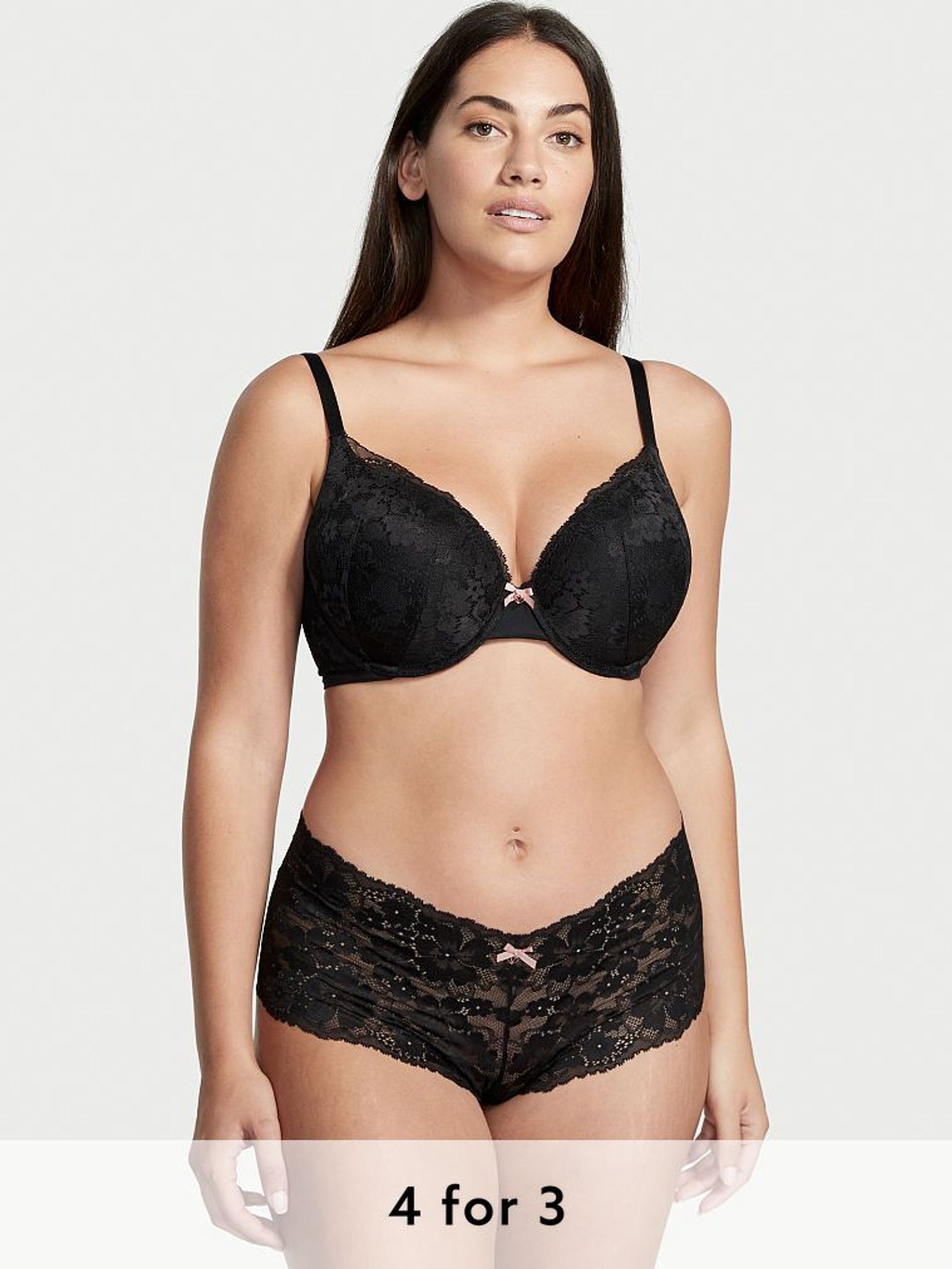 Black Lace Short Knickers (P36405) | £20