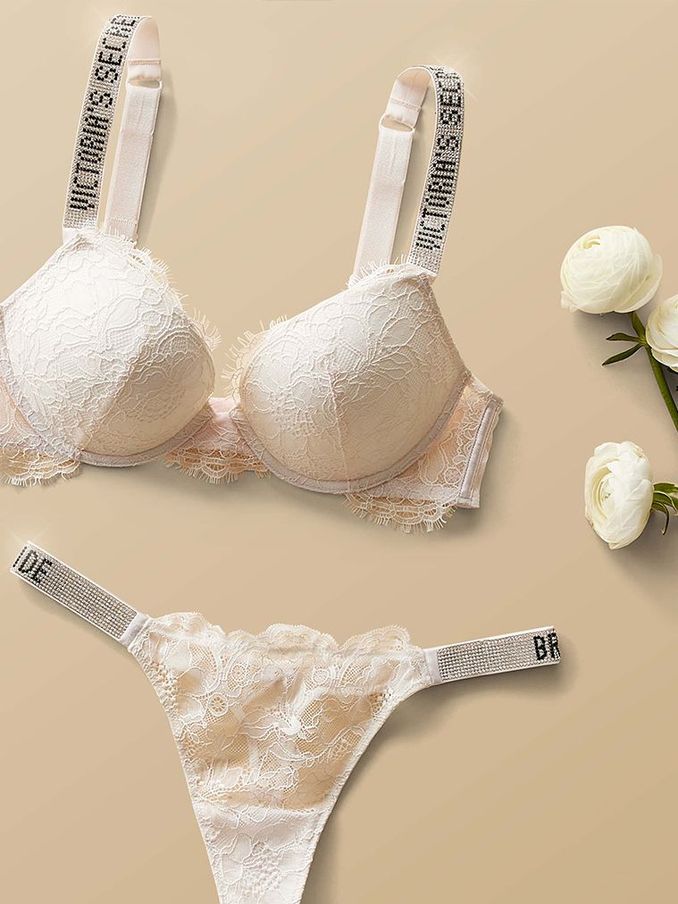 Coconut White Lace Shine Strap Plunge Push Up Bra (P80588) | £20