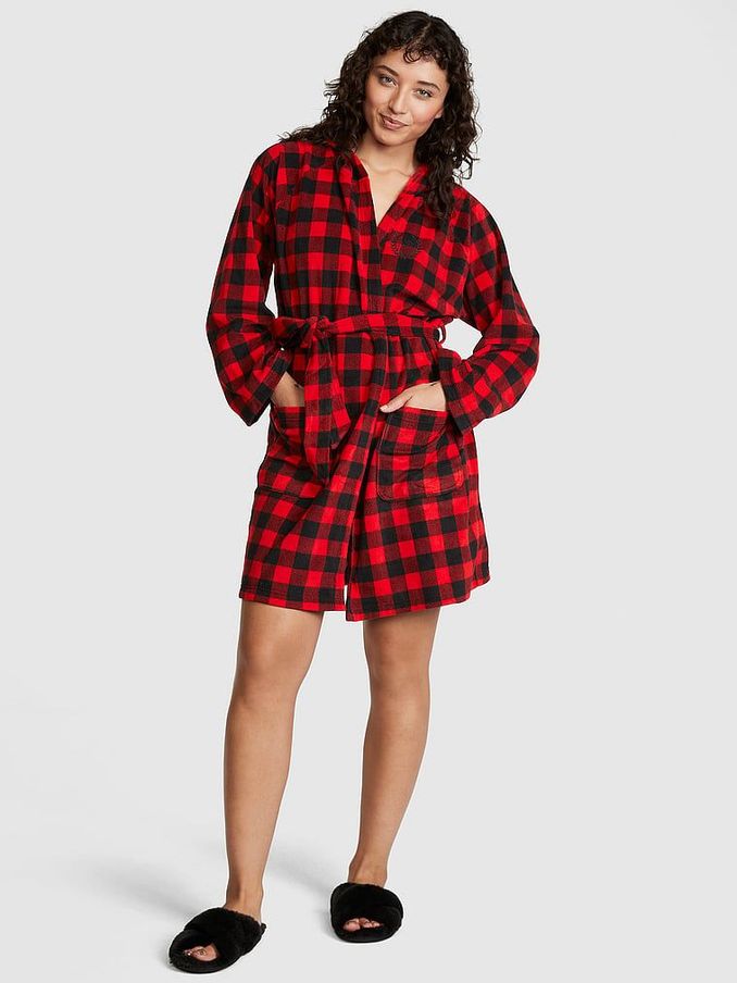 Red Lacquer Tartan Polar Fleece Robe (P86524) | £25