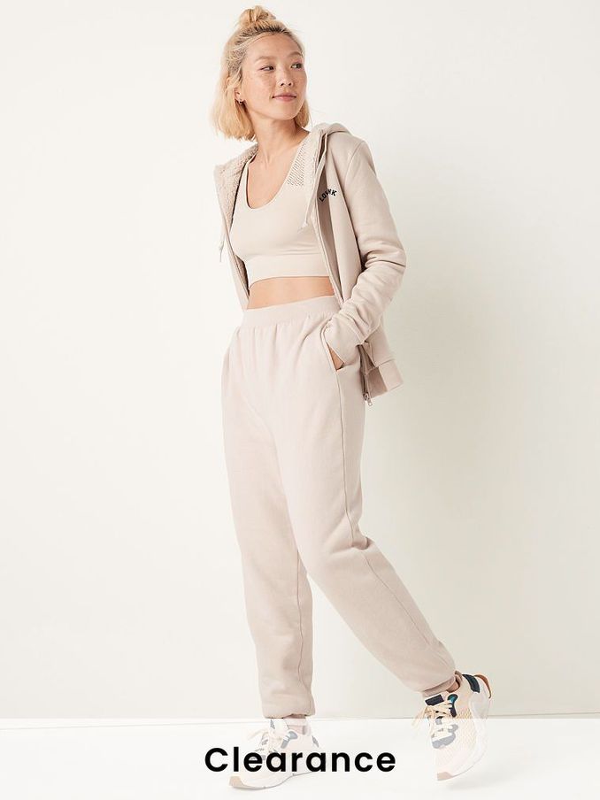 Vanilla Bean With Heritage Logo Everyday Lounge Reversible Sherpa Jogger (P87267) | £10