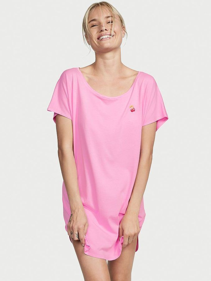 Bright Hibiscus Lightweight Cotton Dolman Sleepshirt (P89627) | £8
