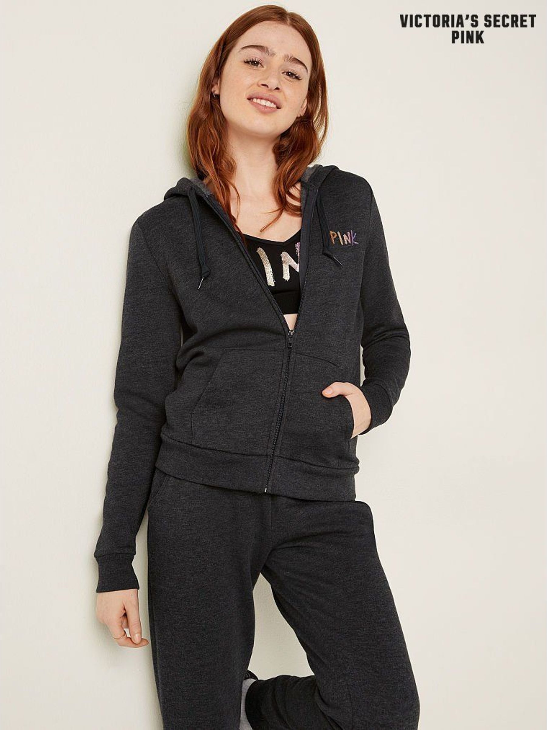 Pure Black With Brushed Shine Gradient Logo Everyday Lounge Perfect FullZip (Q05248) | £20