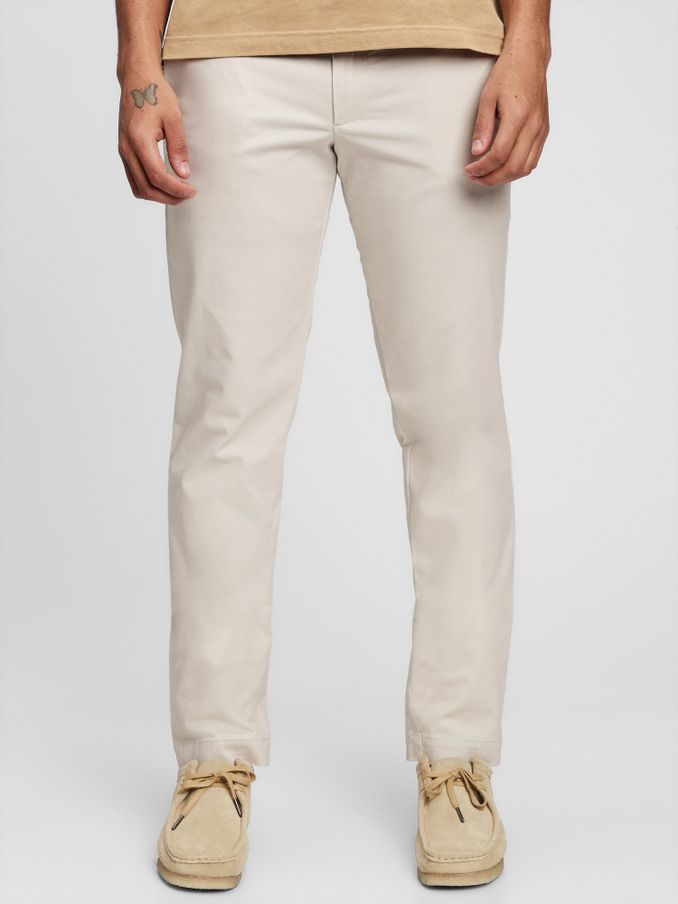 Modern Khakis in Slim Fit with GapFlex (Q13447) | £24