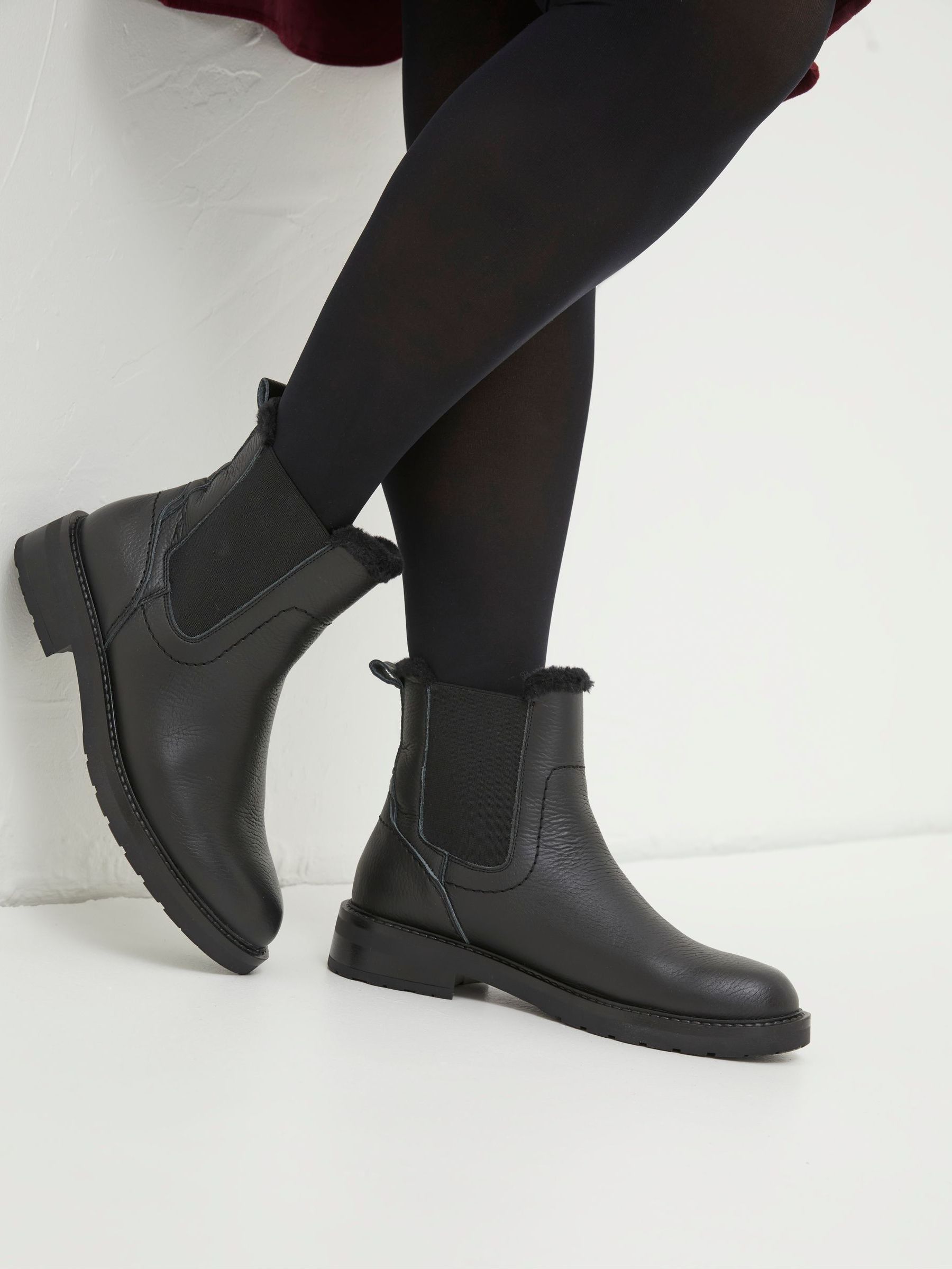 undefined (Q71354) | £52