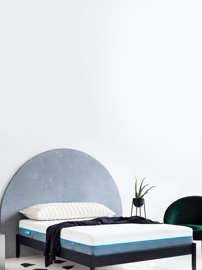 Simba White Hybrid Pro Mattress | Simba Sleep (T03995) | £695 - £1,100