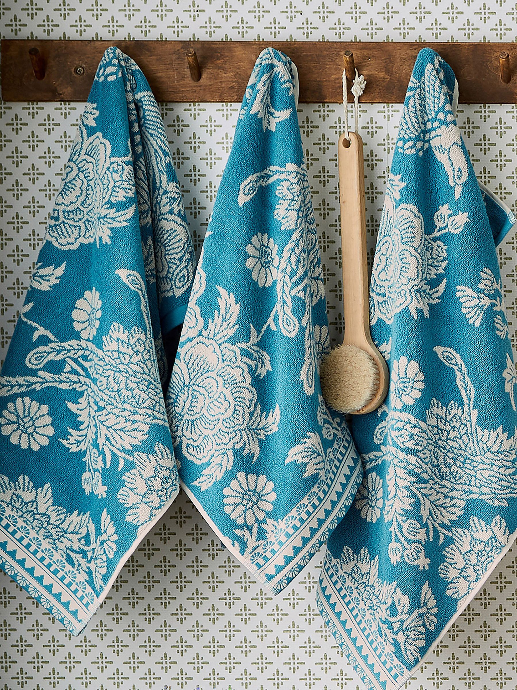 Teal Hidcote Birds Towel (V06865) | £15 - £45