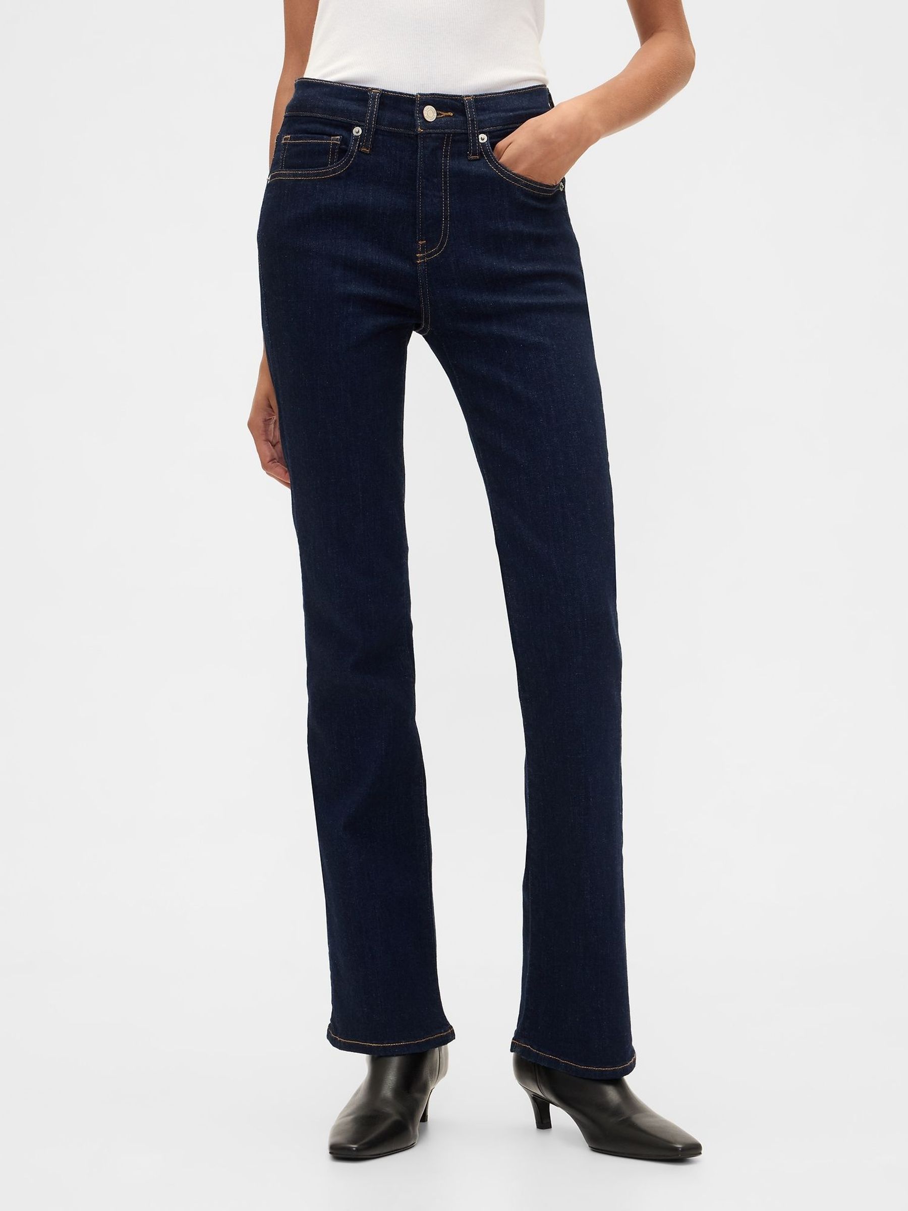 Blue Mid Waisted Universal Bootcut Jeans (V20574) | £50
