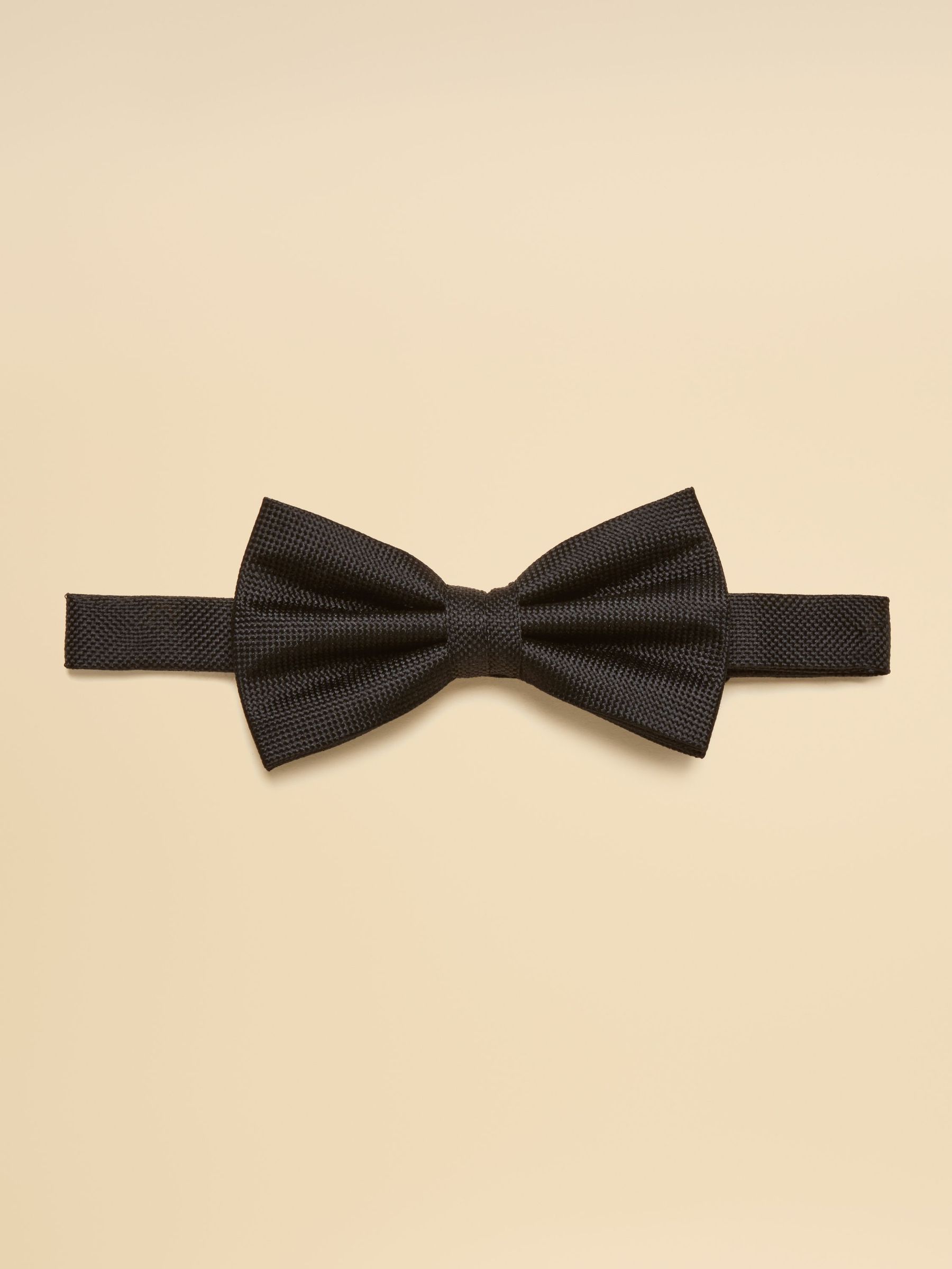 Black - Regular Silk Bow Tie