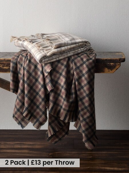 The Set 2 Pack Cosy Throws