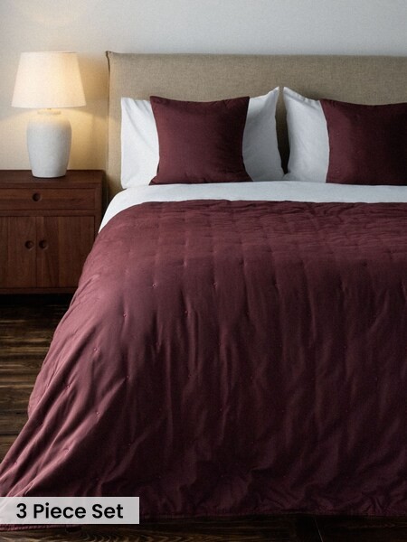The Set 3 Piece Quilted Bedspread And Cushion Covers