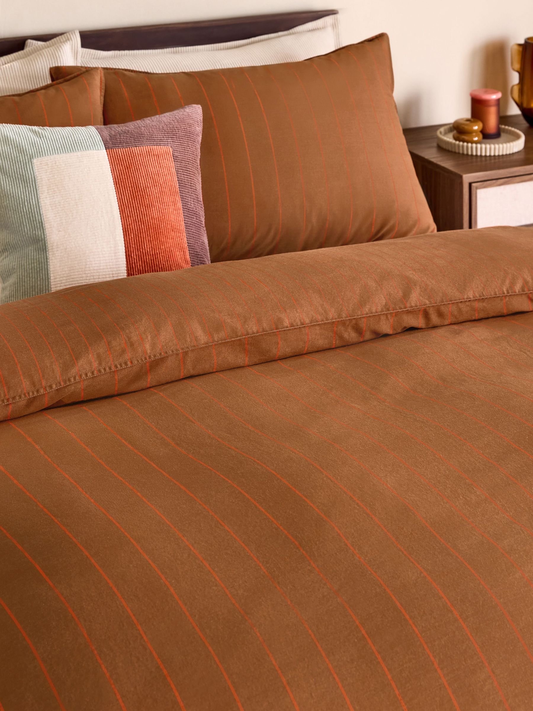 Kyria Fine Stripe 100% Washed Cotton Bedset