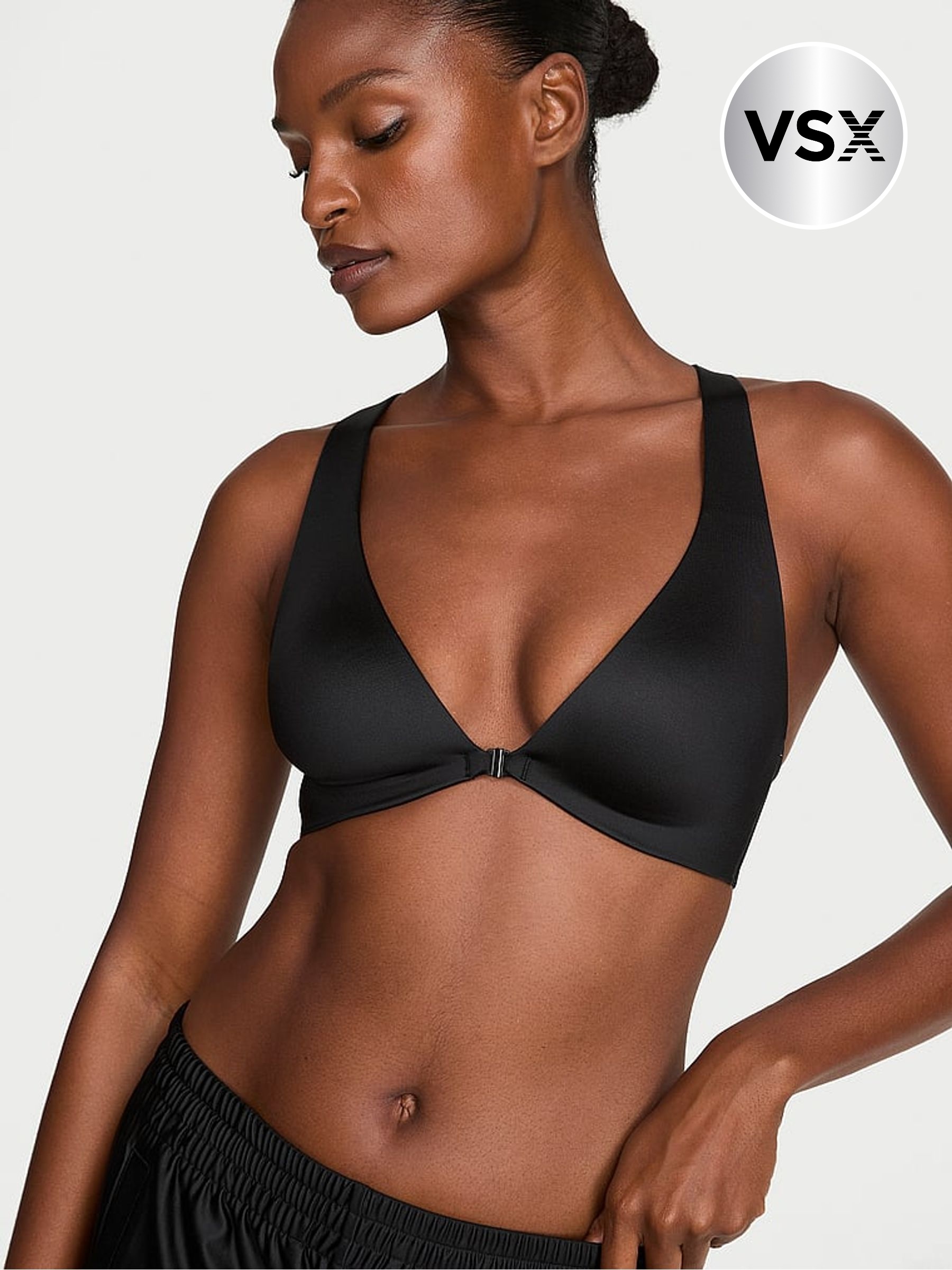 Black - Glossytech™ Plunge Front Close Low Impact Sports Bra