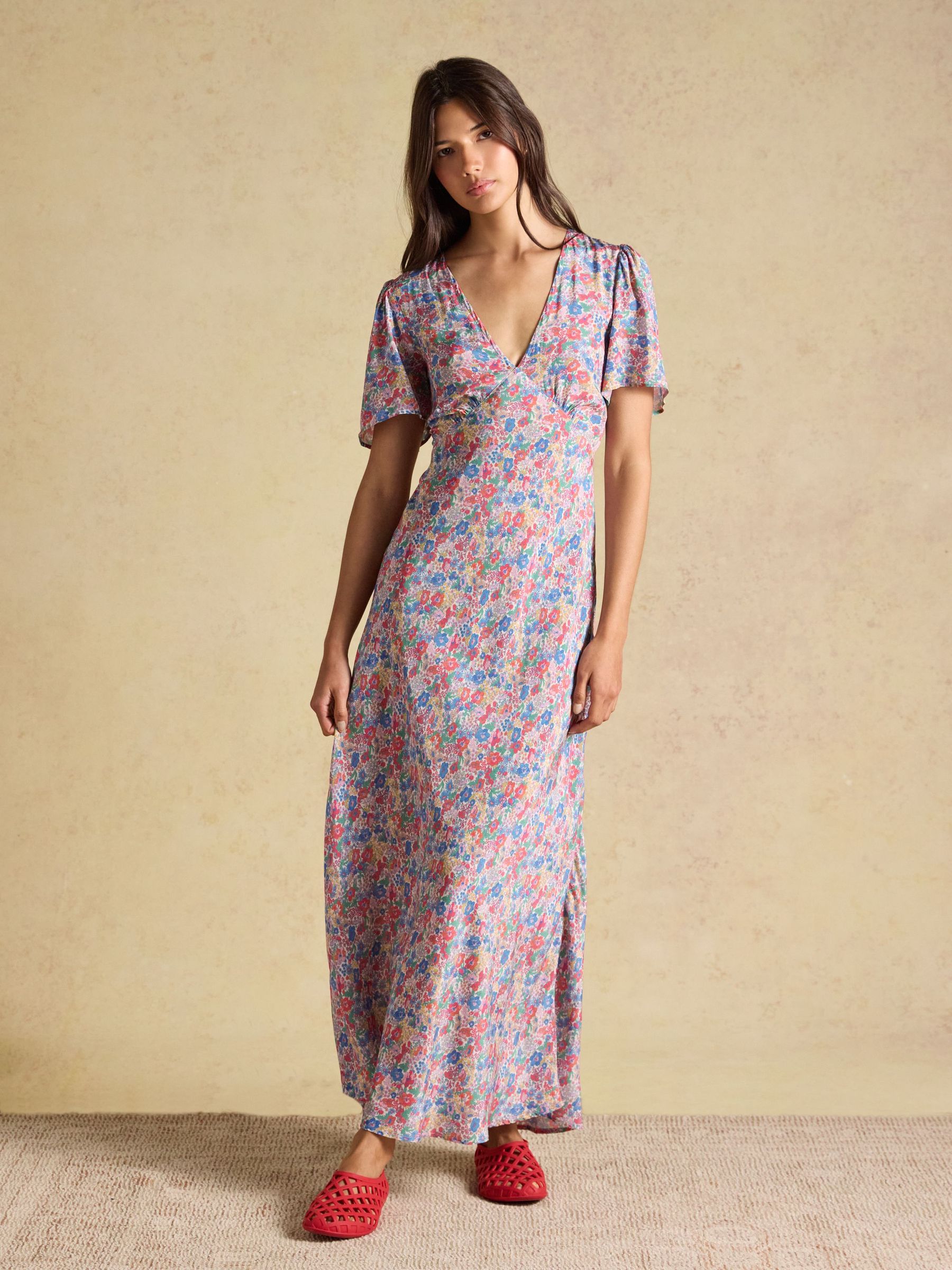 long floral maxi dress Floral Printed A-Line Maxi Dress Multi / Large