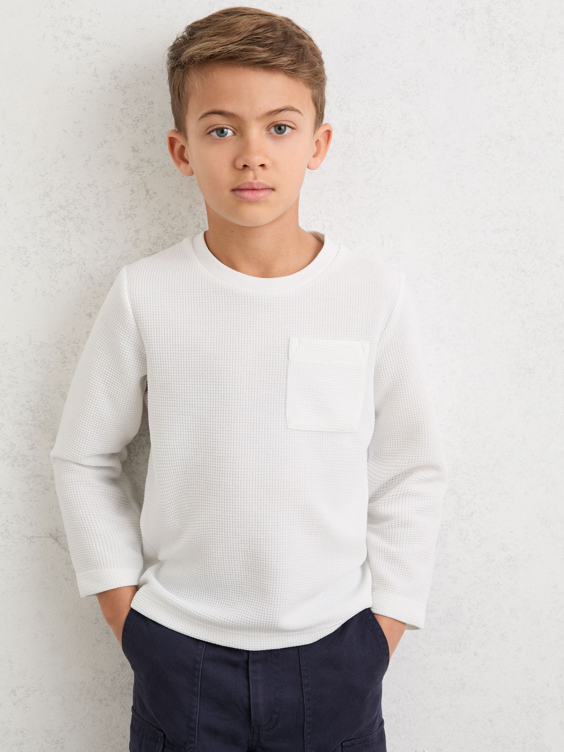 T-Shirt in White (W08102) | £26