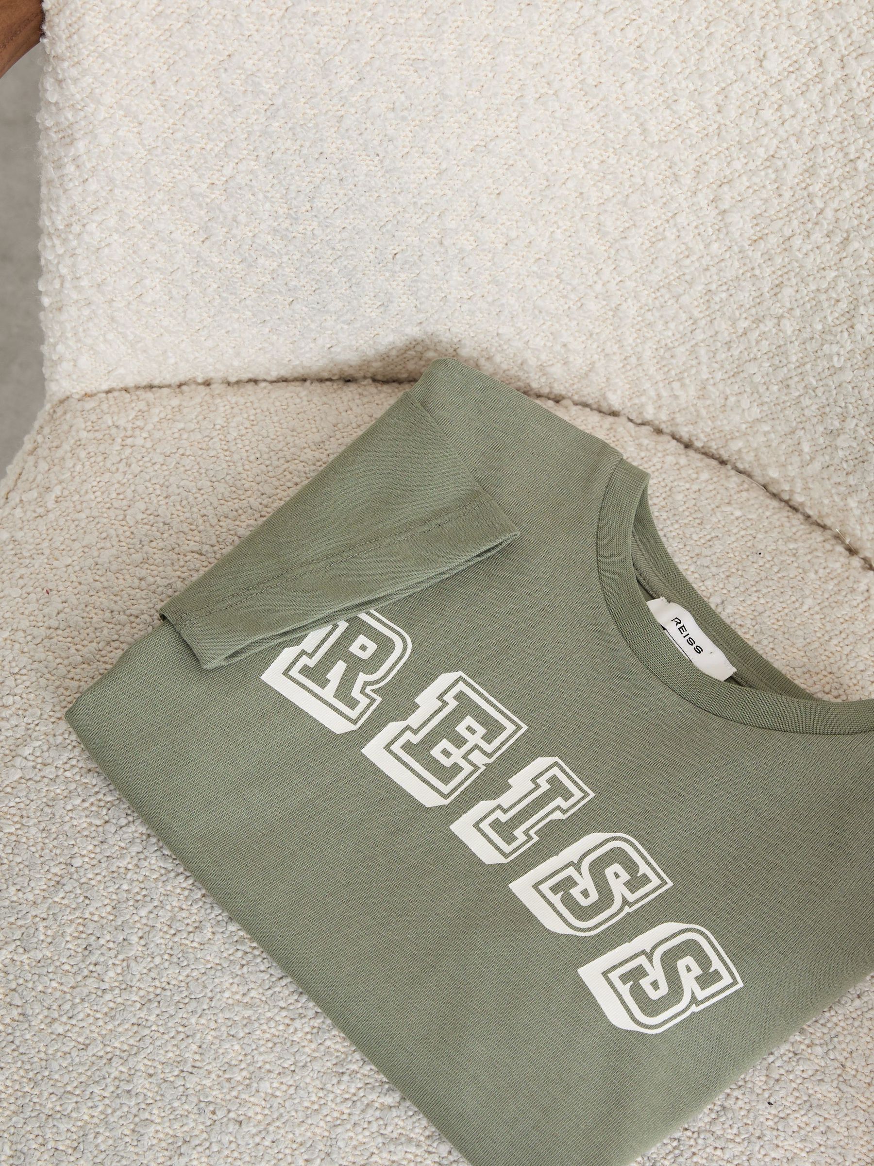 T-Shirts in Sage/Off White (W11340) | £18