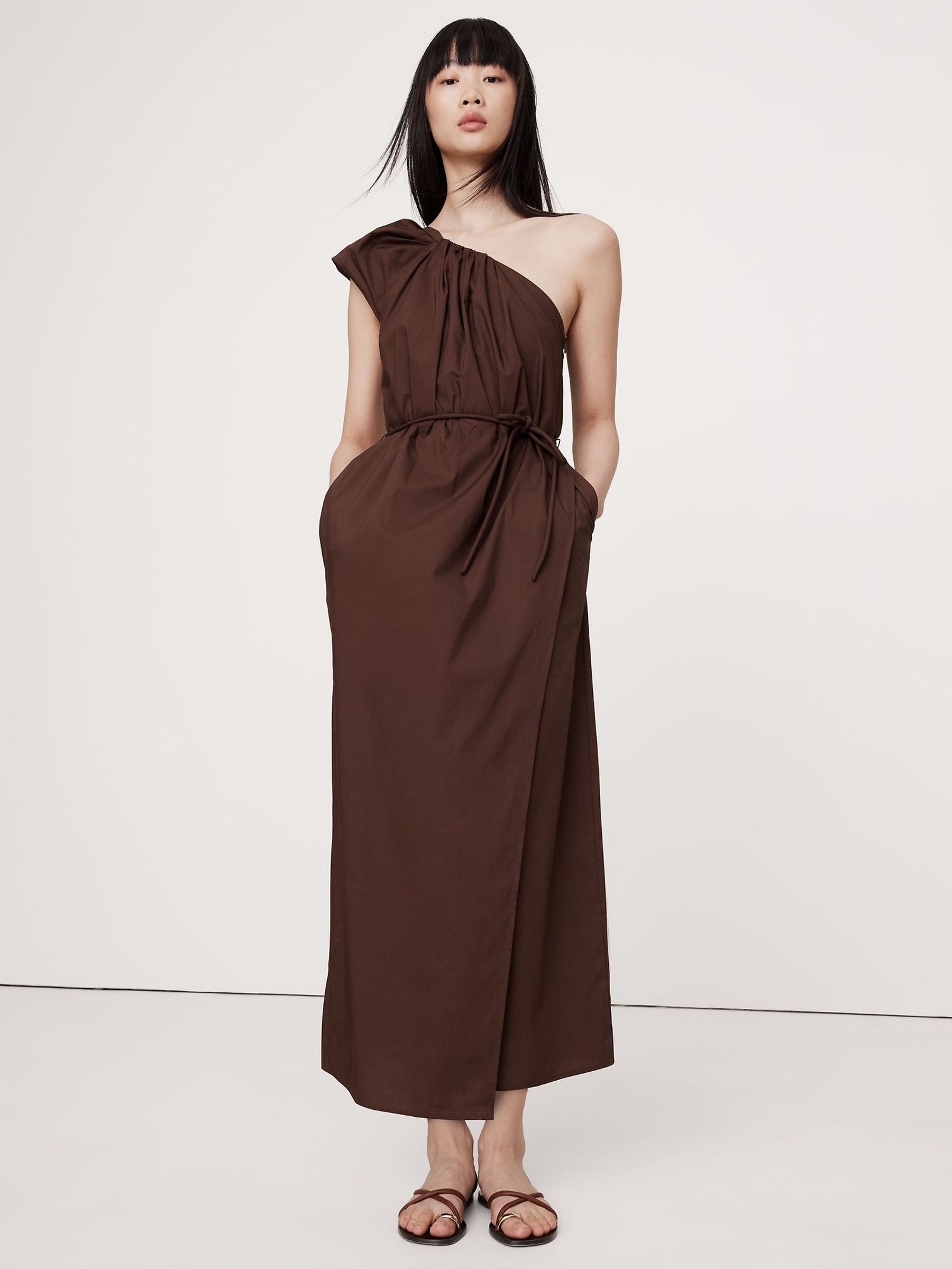 Banana Republic Brown Ruched Cotton Poplin One-Shoulder Maxi Dress (W24702) | £105