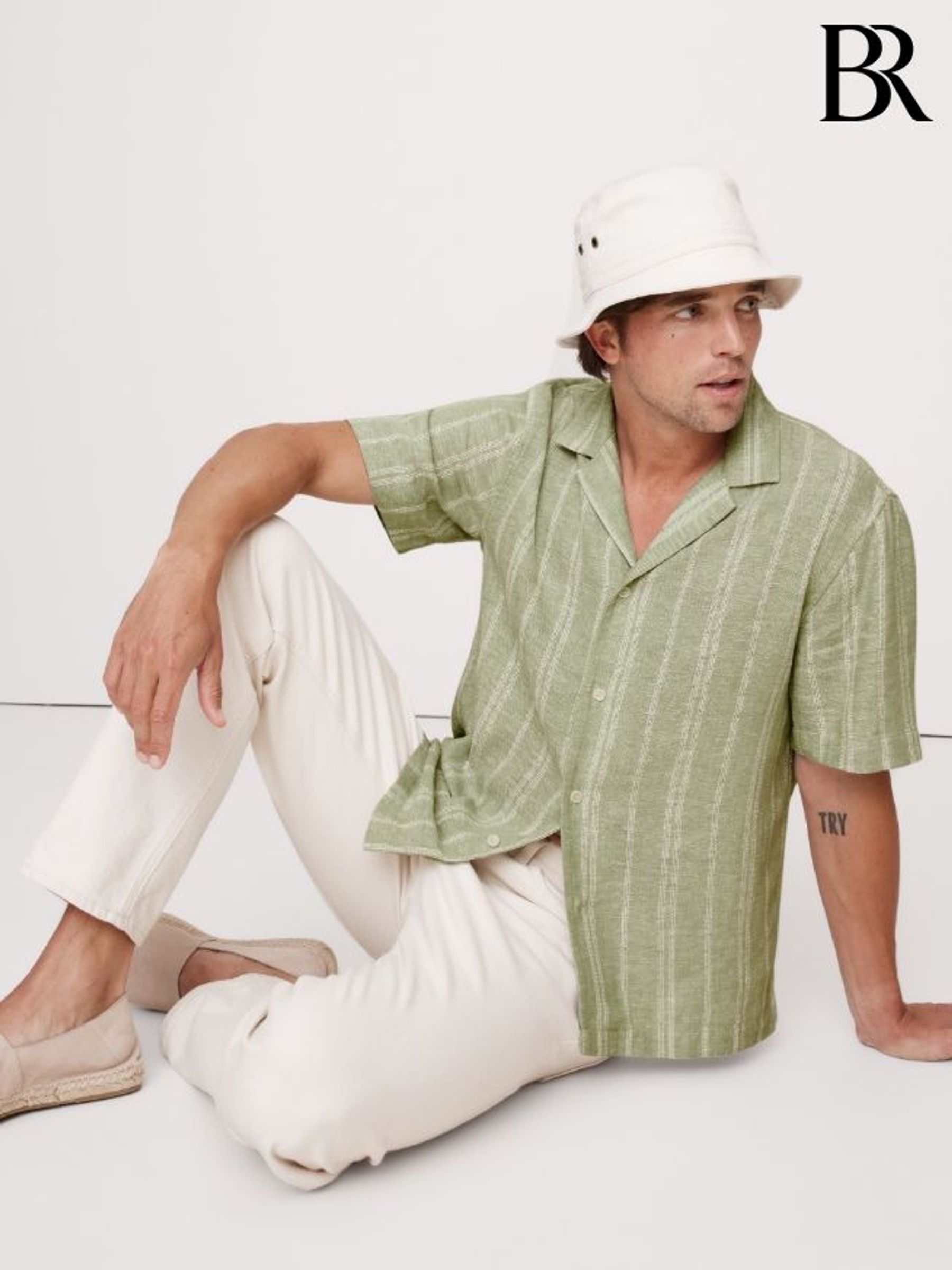 Banana Republic Green Stripe Linen-Viscose Resort Shirt (W24998) | £60