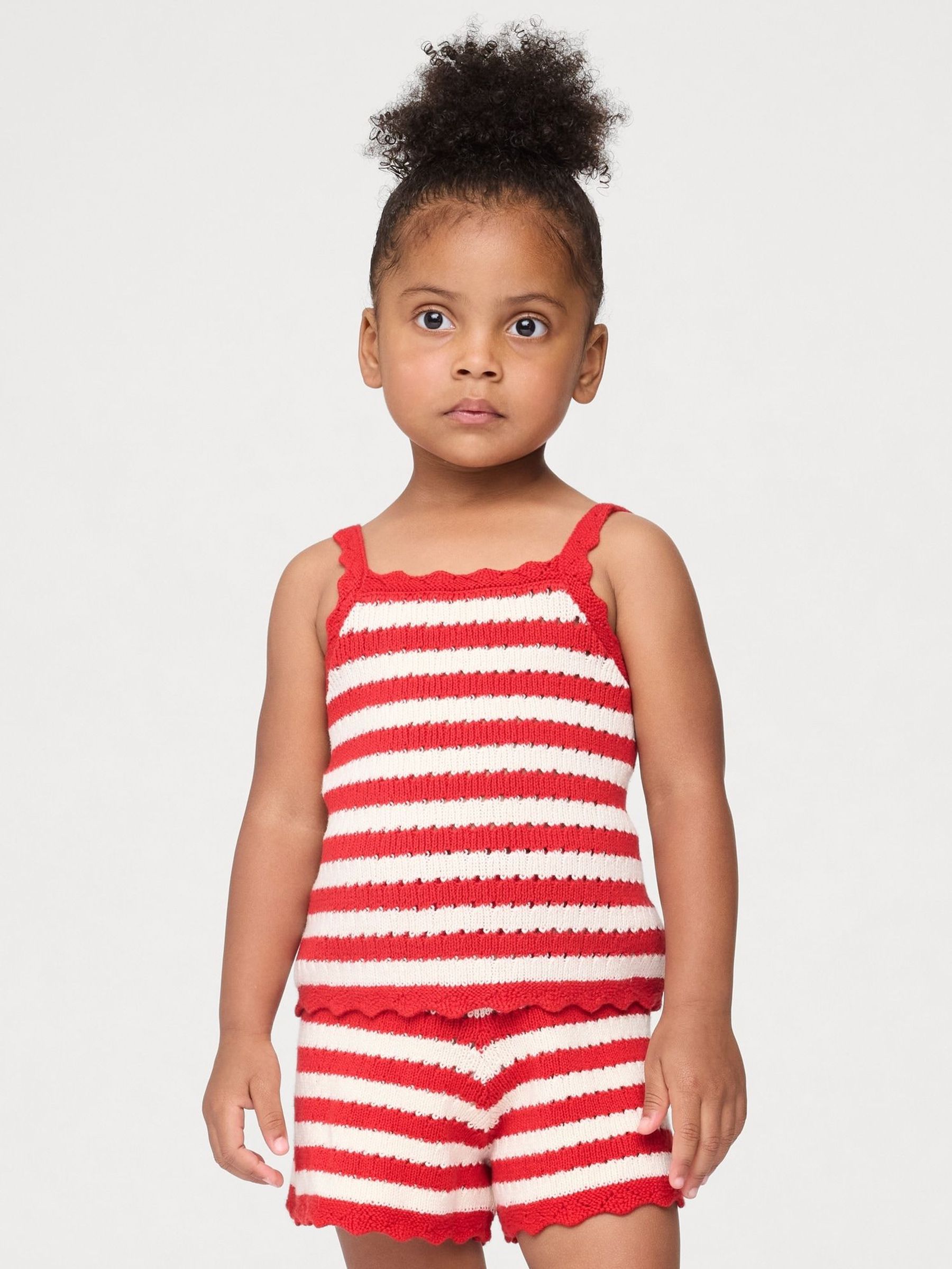 Red Crochet Vest (6mths-5yrs) (W27928) | £16