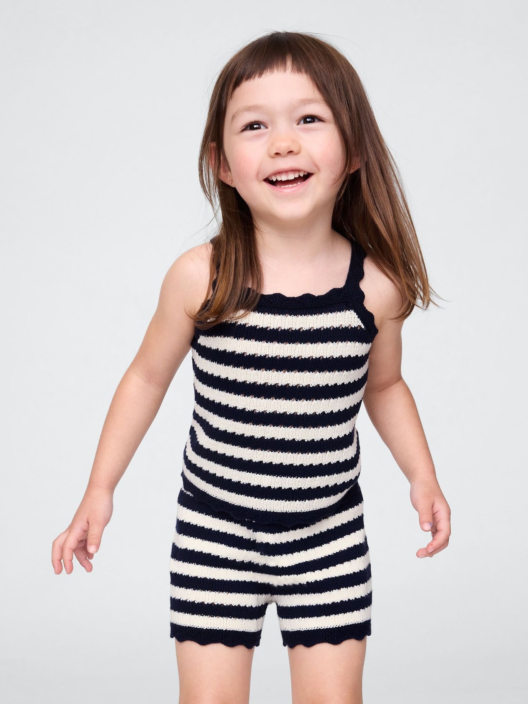 Black/White Scalloped Crochet Vest Top (6mths-5yrs) (W27952) | £16