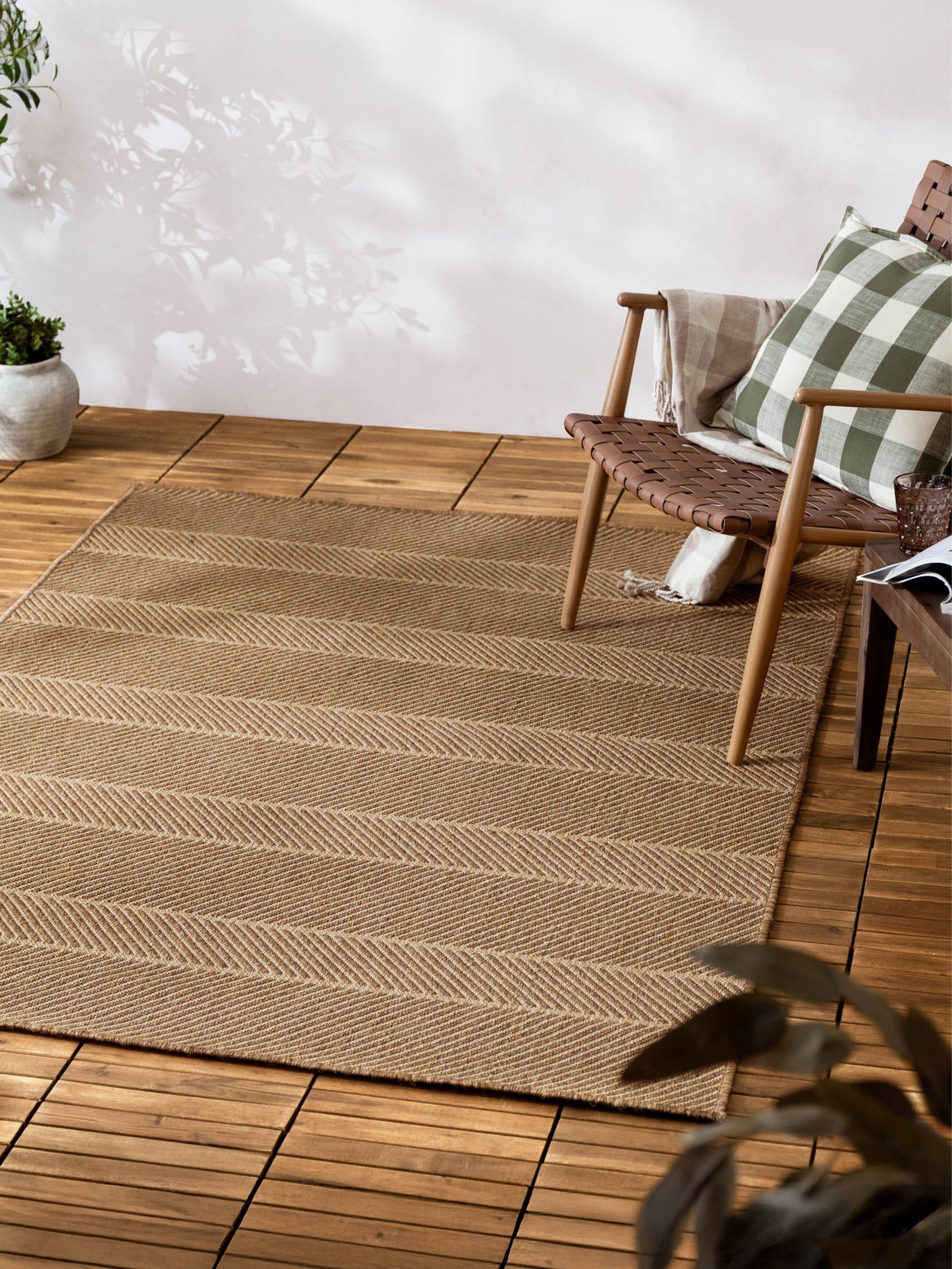 Natural Pentle Jute Effect Indoor/Outdoor Washable Rug (W29715) | £54 - £74