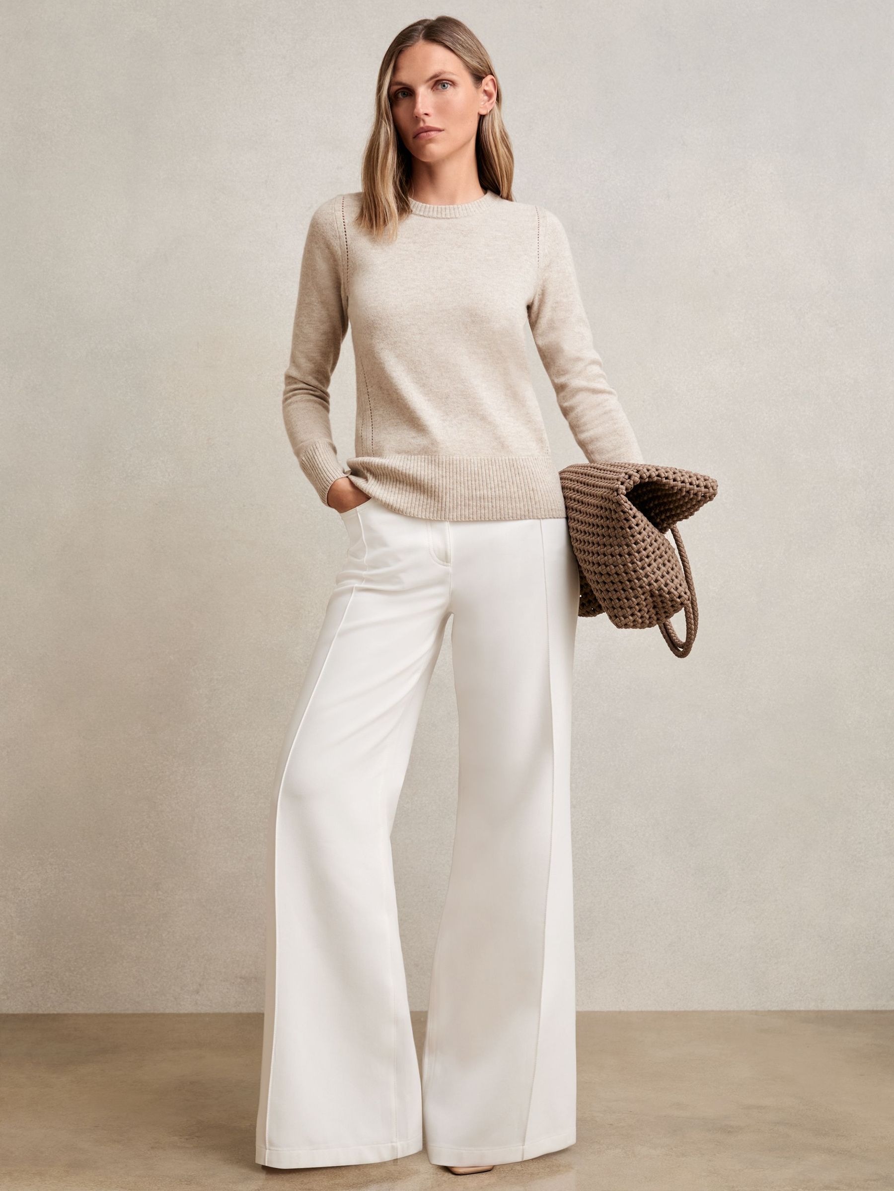 Jumper in Oatmeal Neutral (W31590) | £98