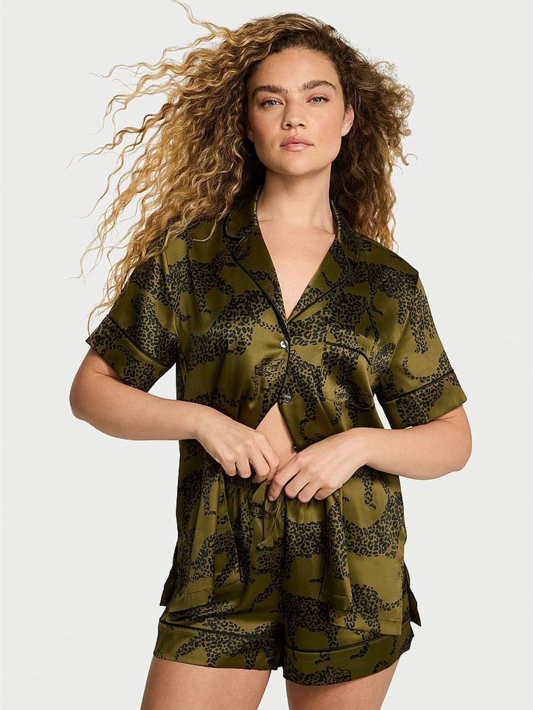 Green Chameleon Leopards Satin Short Pyjamas Set (W41210) | £65