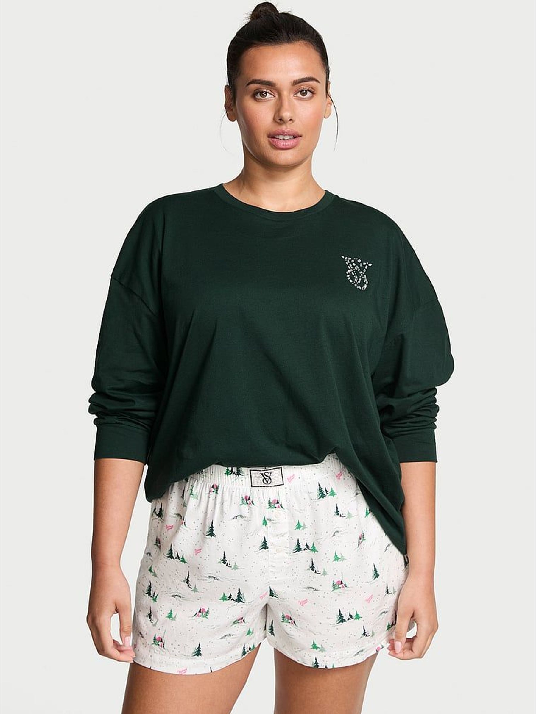White & Whimsy Forest Green Flannel Long Sleeve Short Pyjamas Set (W56438) | £46