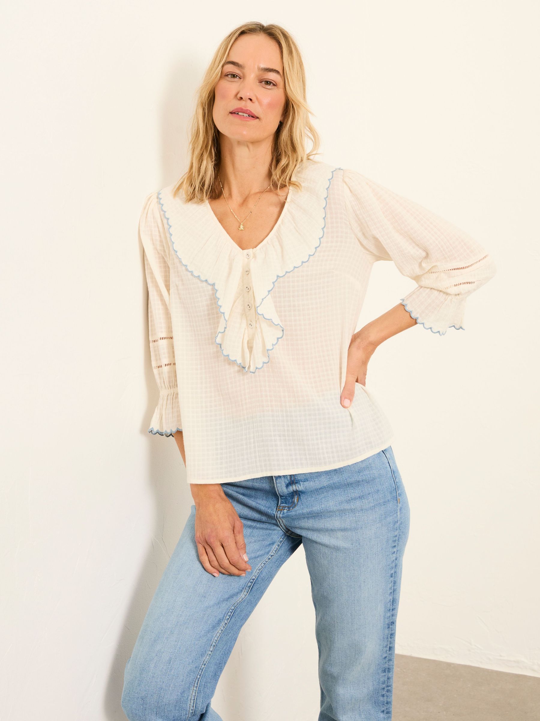 Carly White Regular Blouse (W66096) | £49.50