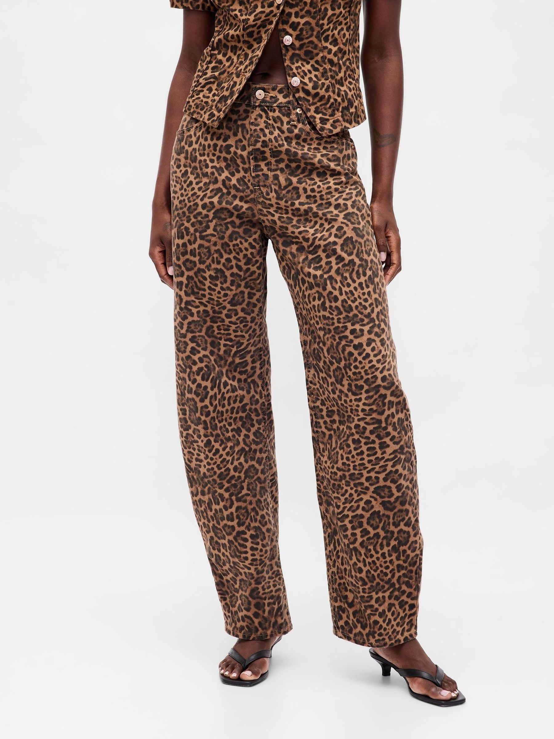 Brown High Waisted Barrel Jeans (W76720) | £65