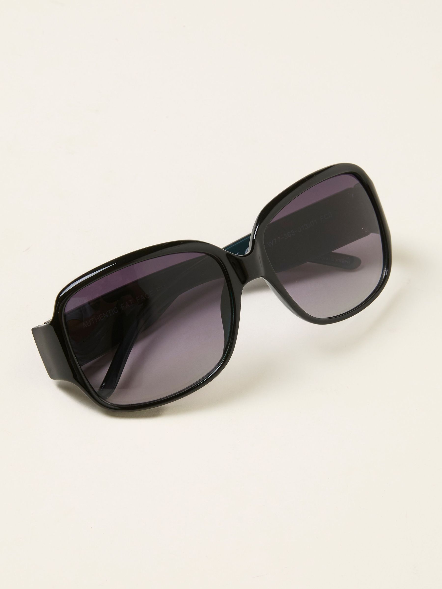 Olivia Black Sunglasses (W77363) | £28