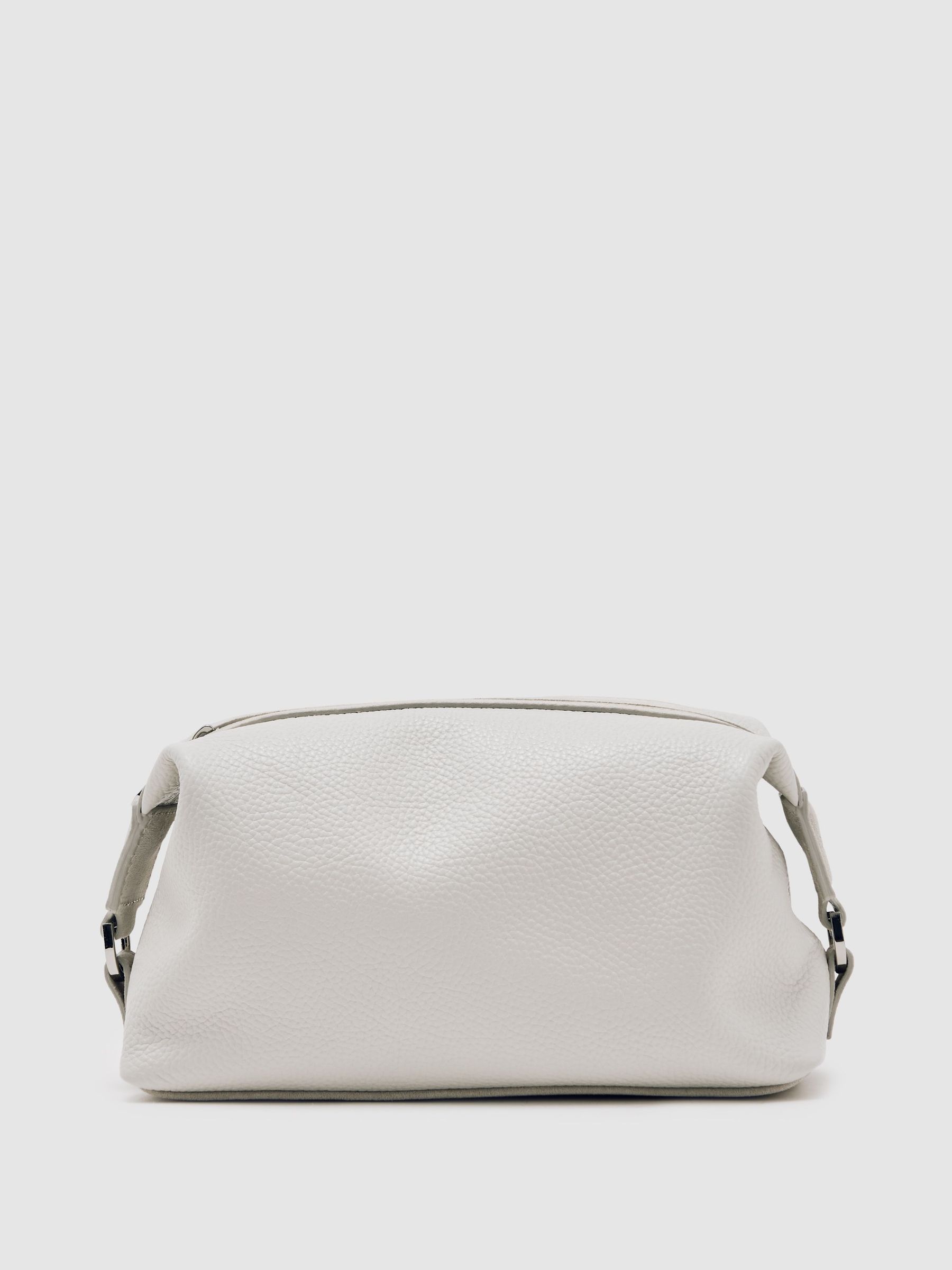 Bag in Off White (W84043) | £148