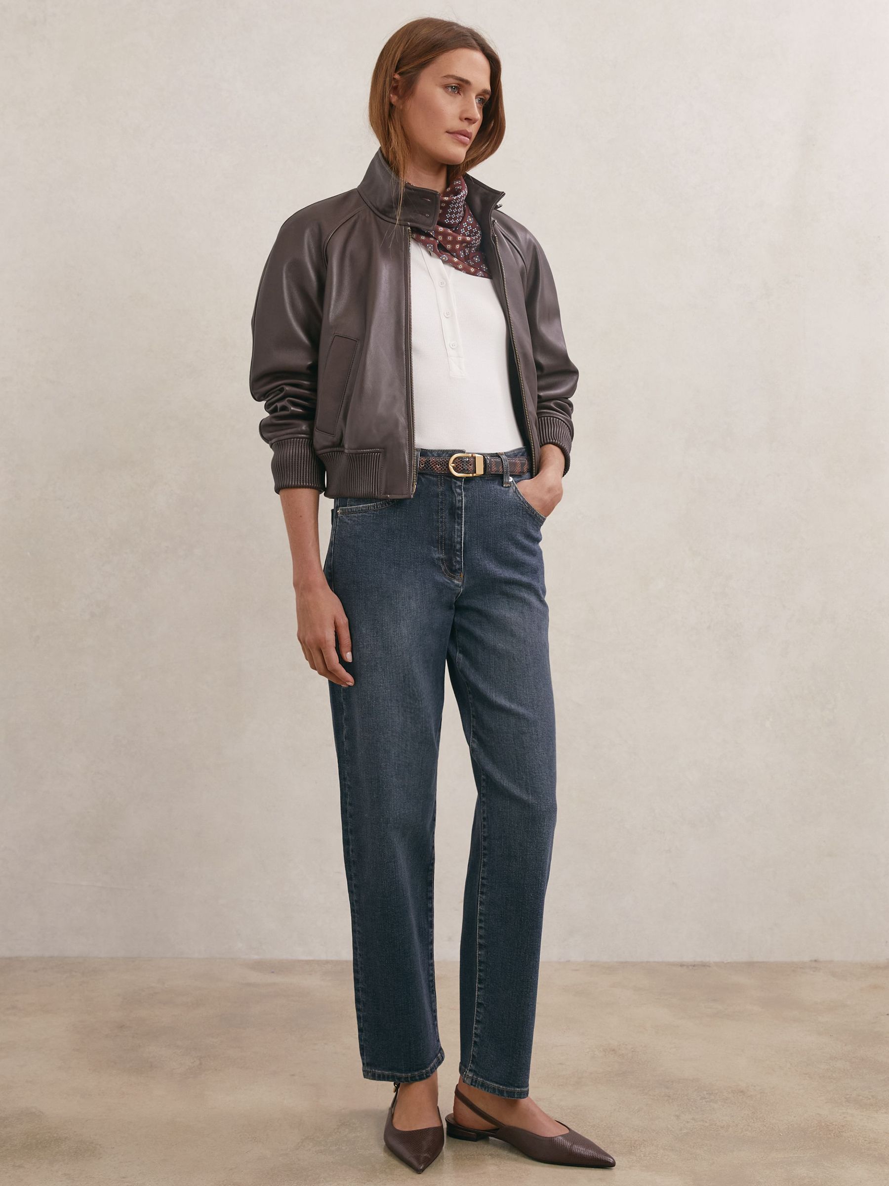 Mid-Rise Straight-Leg Jeans in Antique Mid Blue (Y17848) | £120