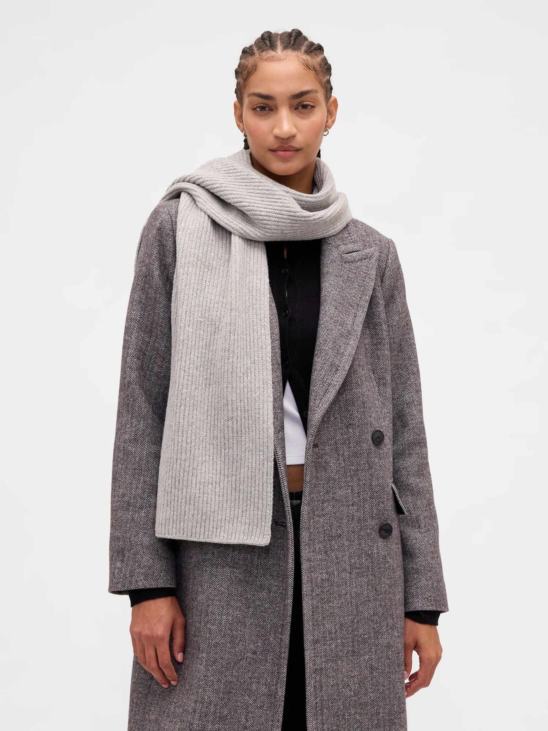 Grey Scarf (Y23432) | £30