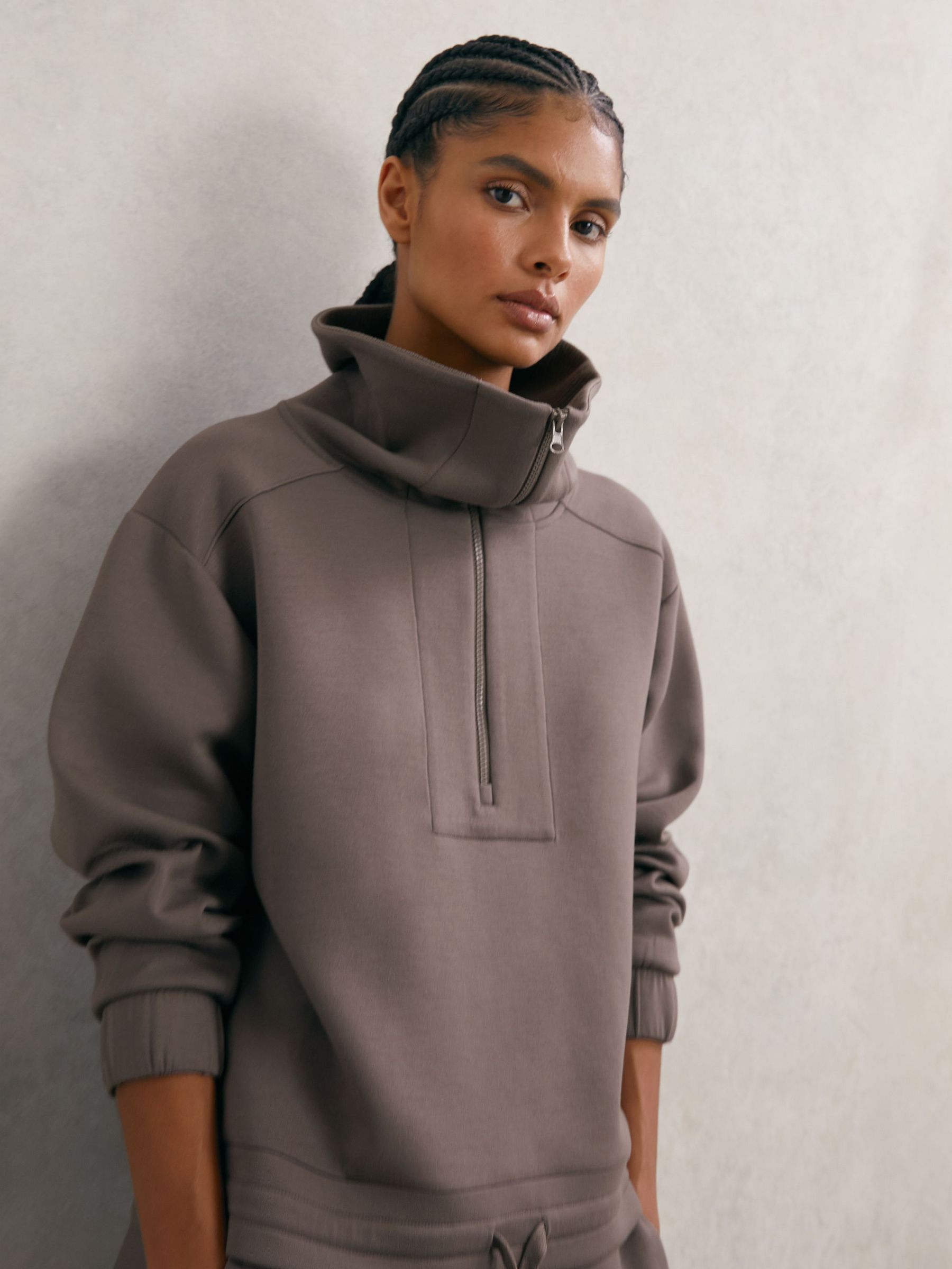 Premium Interlock Half-Zip Sweatshirt in Taupe Brown (Y25147) | £140