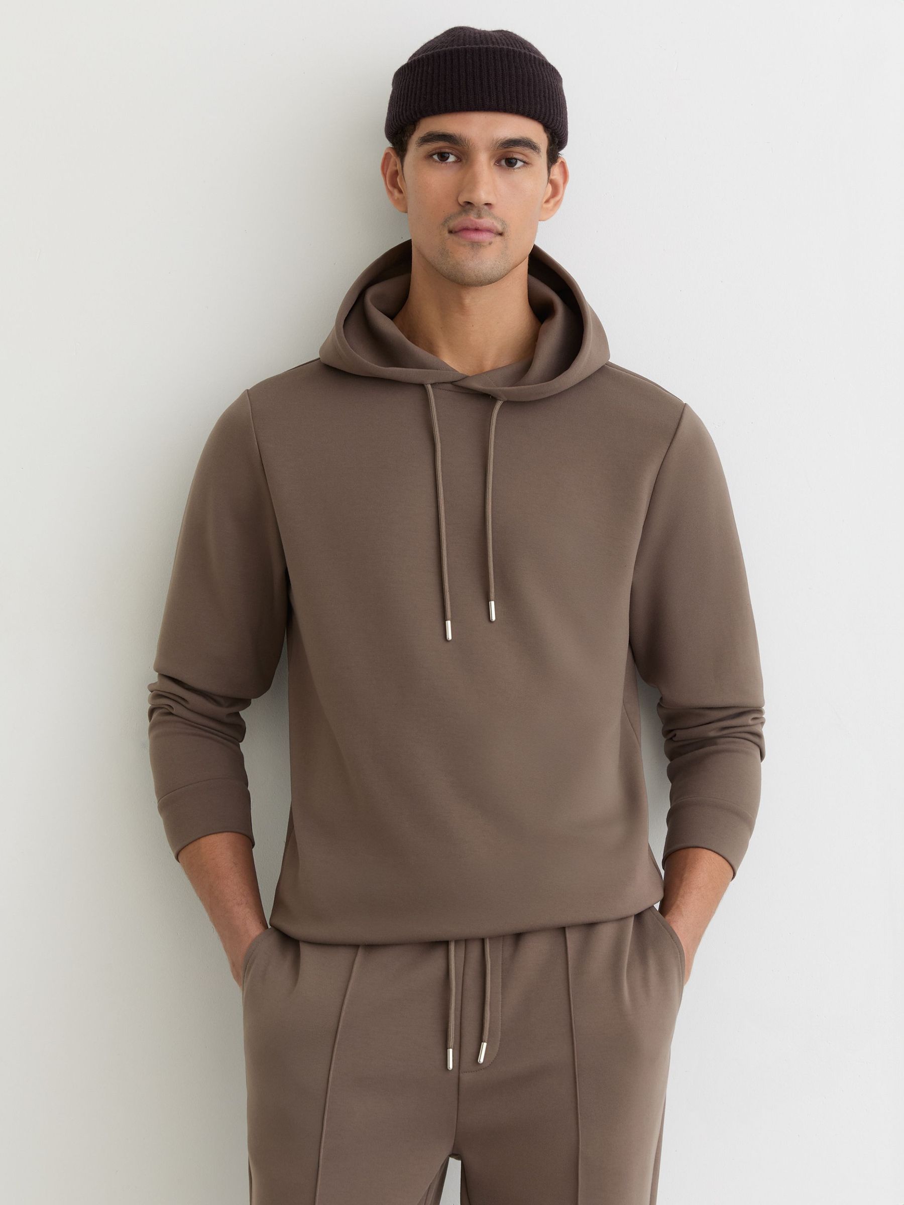Premium Interlock-Jersey Hoodie in Light Brown (Y25162) | £118