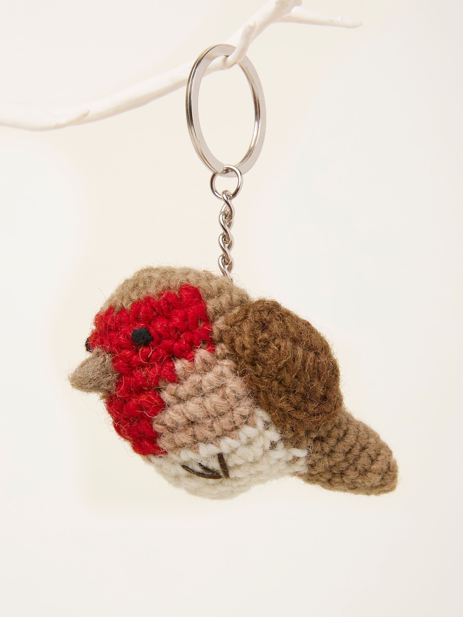 Brown Crochet Robin Keyring (Y95941) | £8