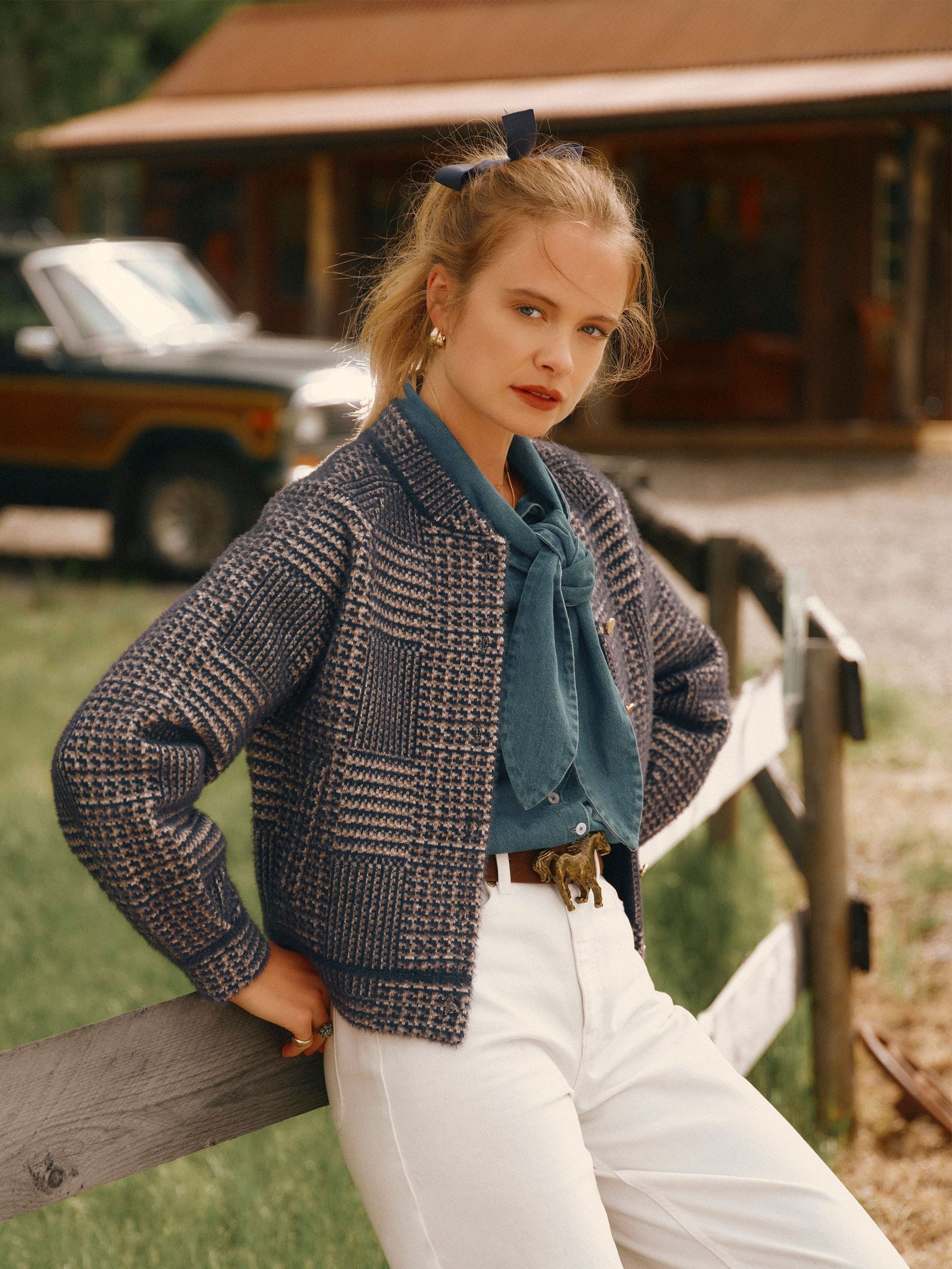 Navy - Patterned Knitted Jacket