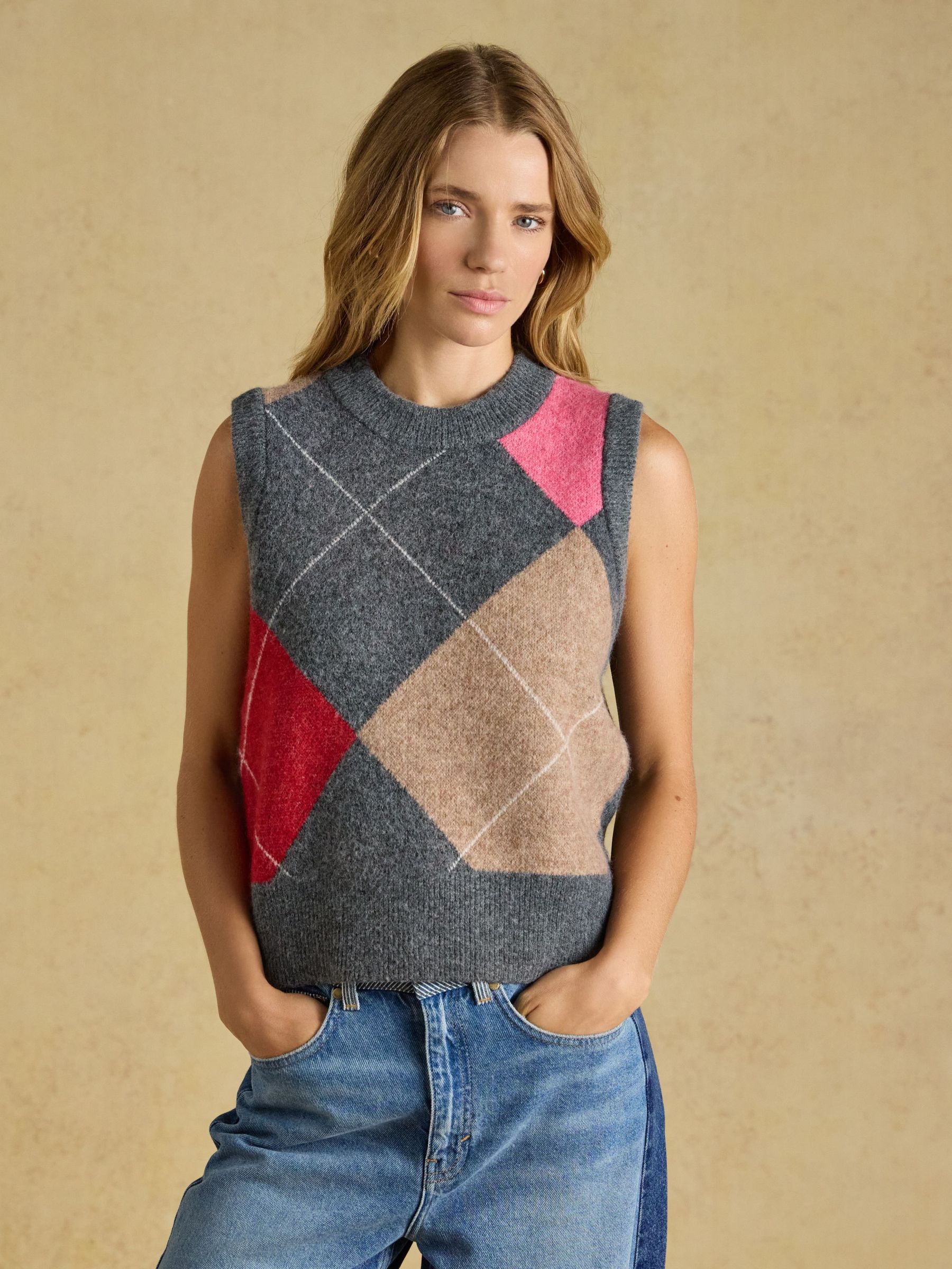 Multi - Crew Neck Argyle Tank