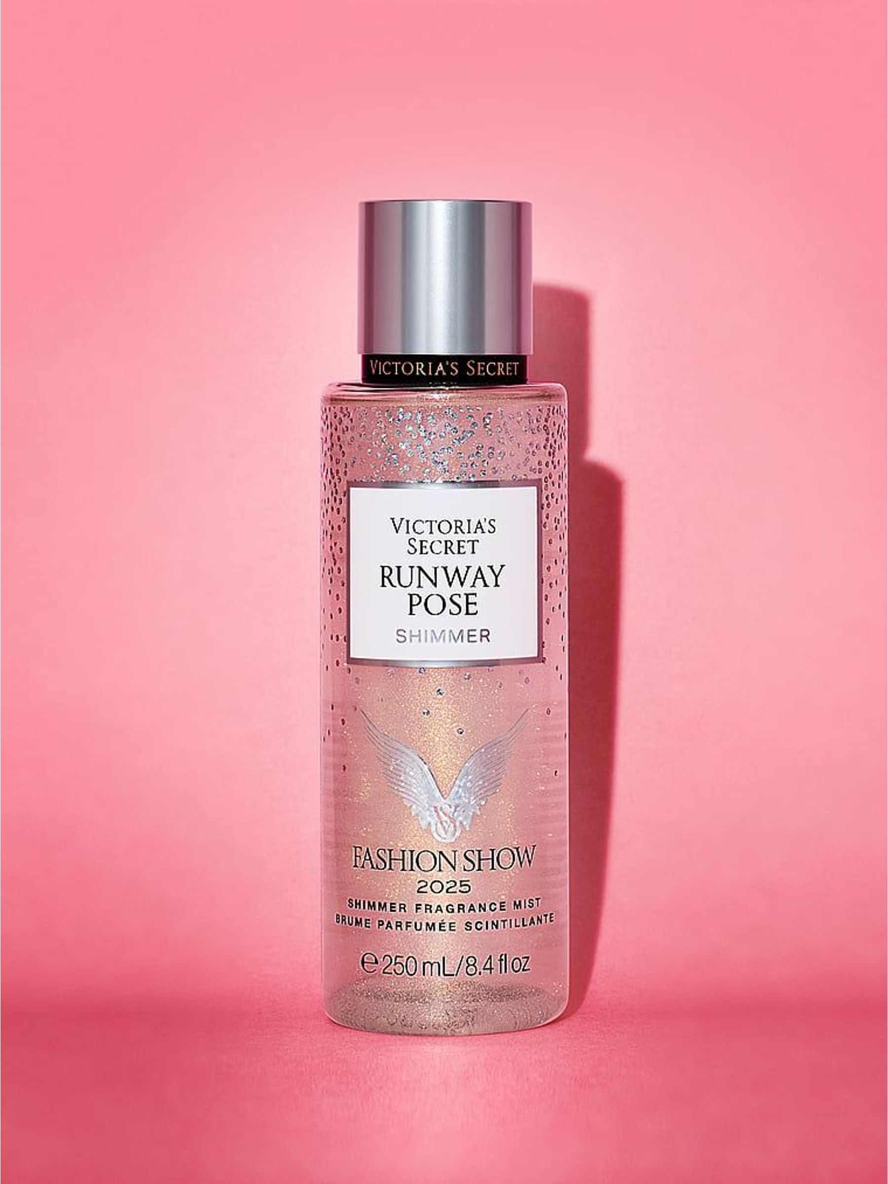 Runaway Pose Fashion Show Shimmer Body Mist (Y98881) | £20