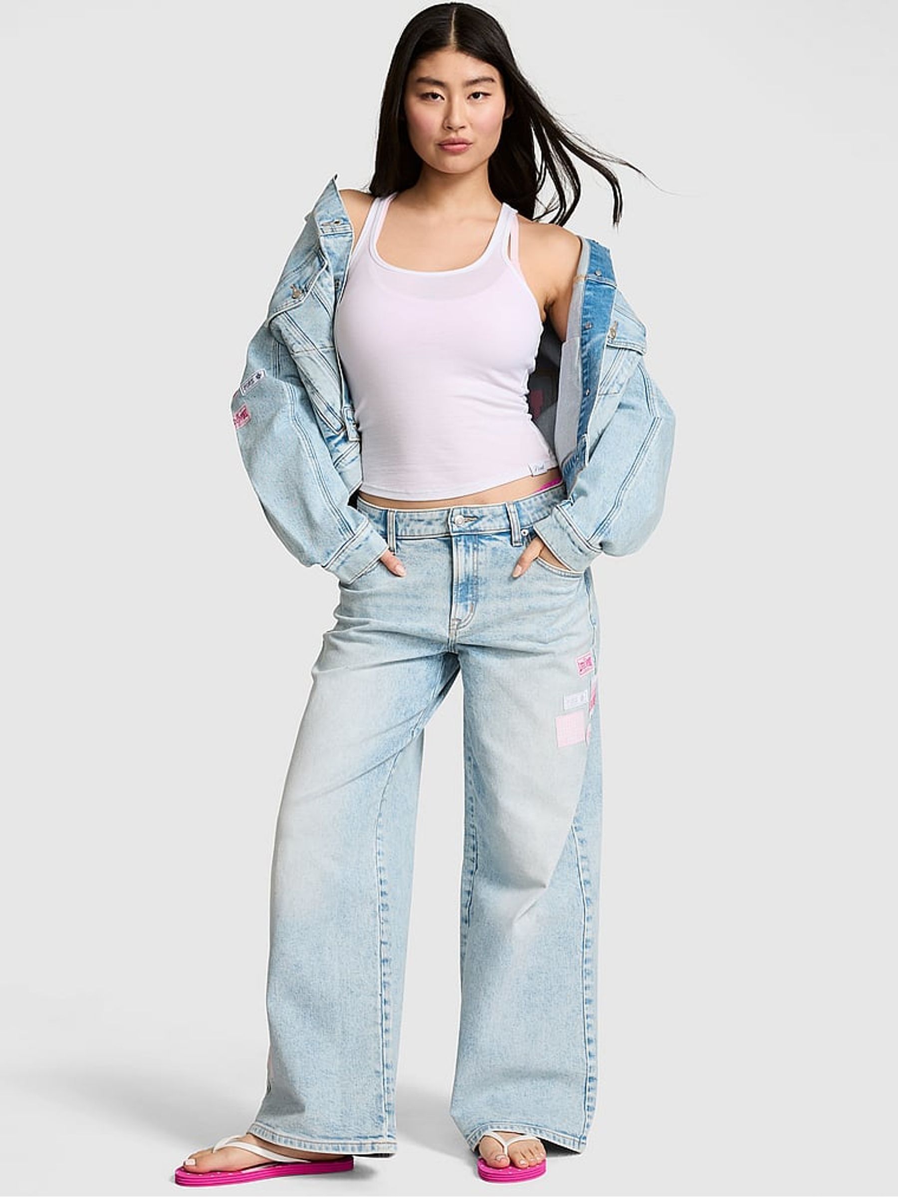 Light Wash Blue Logo - Mid-rise Baggy Wide Leg Jeans