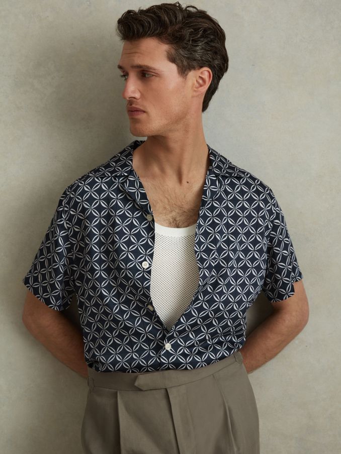 Printed Cuban Collar Shirt in Navy/White (166264) | US$62