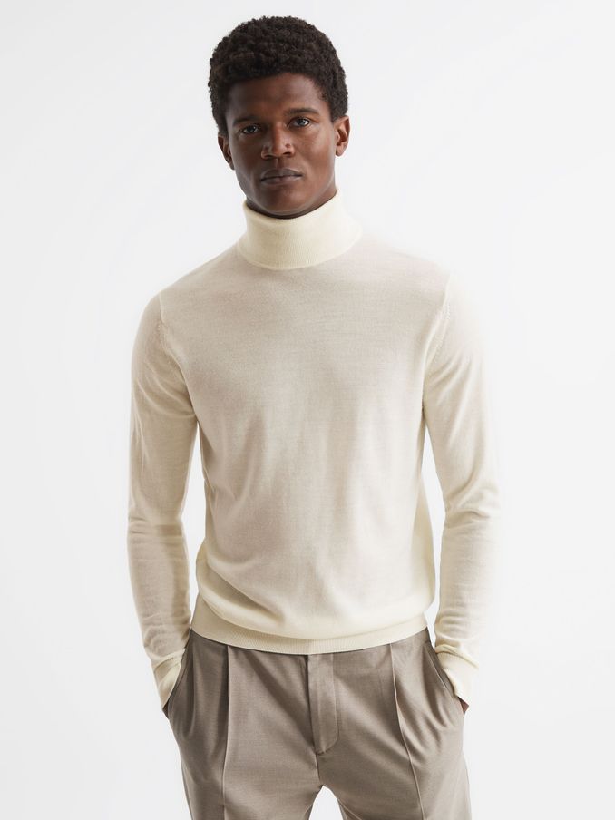 Slim Fit Merino Wool Roll Neck Jumper in Bianco (212763) | €145