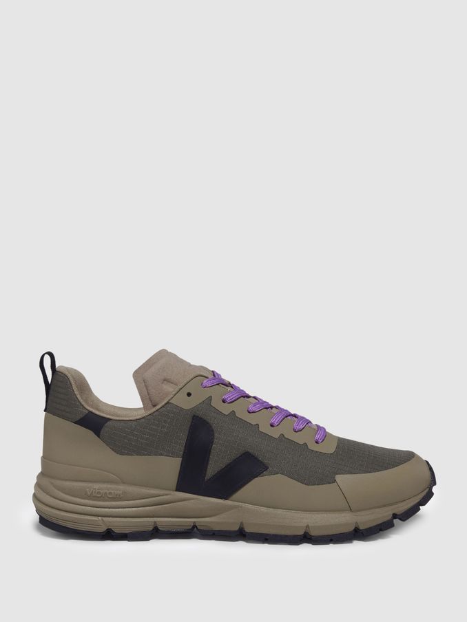 Veja Mesh Hiking Trainers in Khaki/Black (269152) | US$130