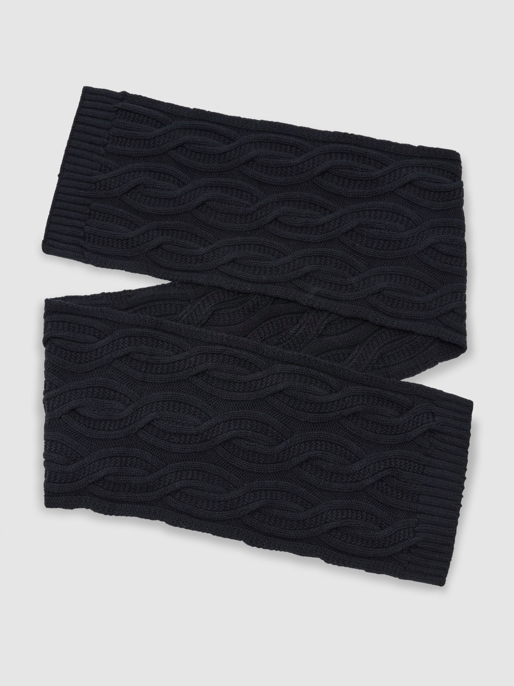 Marinen - Regular Cable-knit Scarf With Wool