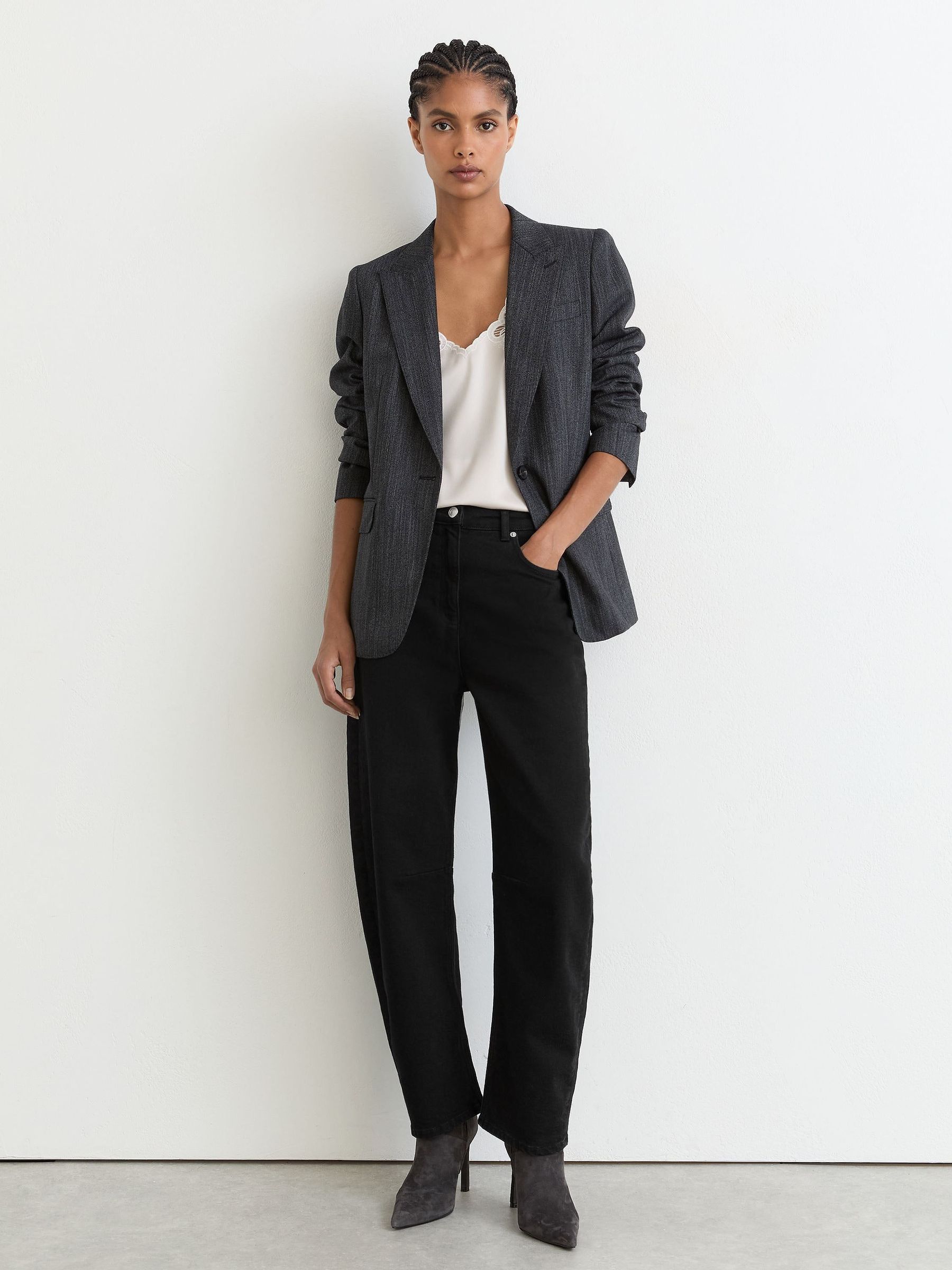 أسود - Barrel-leg Jeans