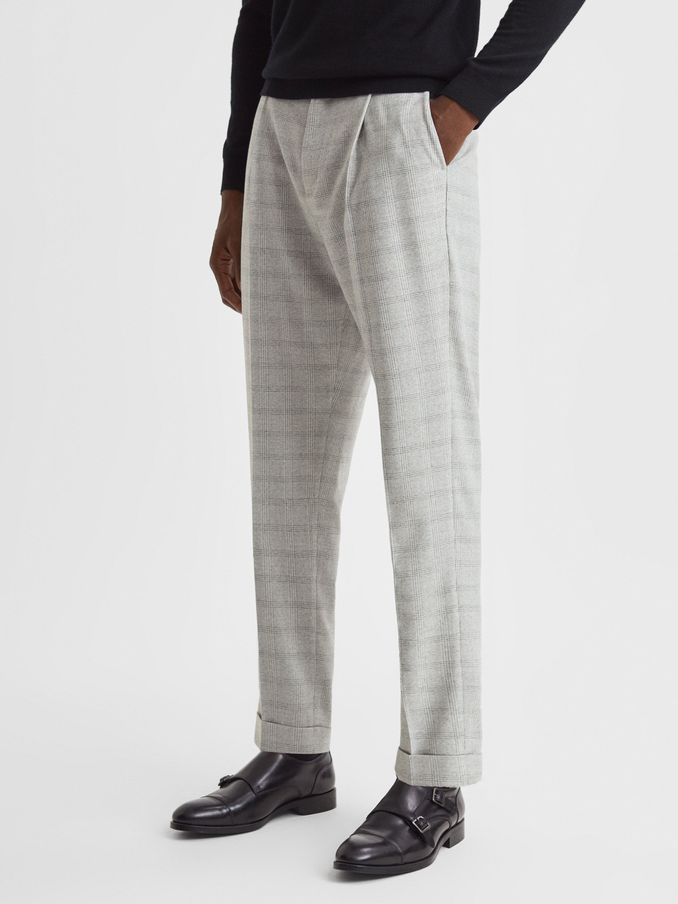 Slim Fit Prince of Wales Rolled Hem Trousers in Soft Grey (340784) | €72