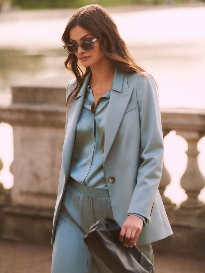 Wool Blend Single Breasted Blazer in Green (357022) | €117